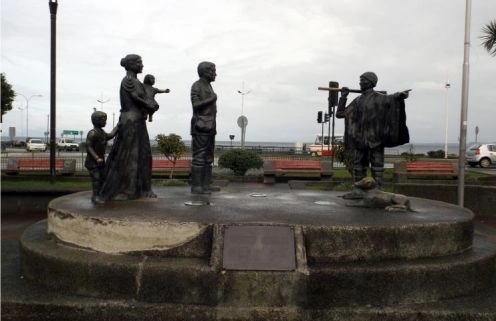 Monumento aos colonos alemes, Puerto Montt