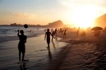 Praia de Copacabana.  Rio de Janeiro - BRASIL