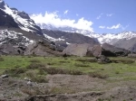 O Vale das Areias fica no final do caixão de Maipo, muito perto da fronteira com a Argentina. Ele está localizado a 2500 metros acima do nível do mar e é cercado por montanhas.  San Jose de Maipo - CHILE