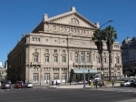 O Teatro Colón é uma casa de ópera na cidade de Buenos Aires. Devido ao seu tamanho, acústica e trajetória, é considerado um dos cinco melhores do mundo..  Buenos Aires - ARGENTINA