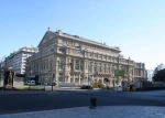 O Teatro Colón é uma casa de ópera na cidade de Buenos Aires. Devido ao seu tamanho, acústica e trajetória, é considerado um dos cinco melhores do mundo..  Buenos Aires - ARGENTINA