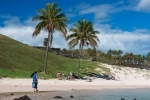 Praia Anakena, parte do nosso guia da Ilha de Páscoa.  Isla de Pascua - CHILE