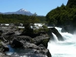 Rio Petrohué.  Puerto Varas - CHILE