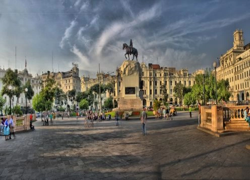 Praça San Martín, Lima, 