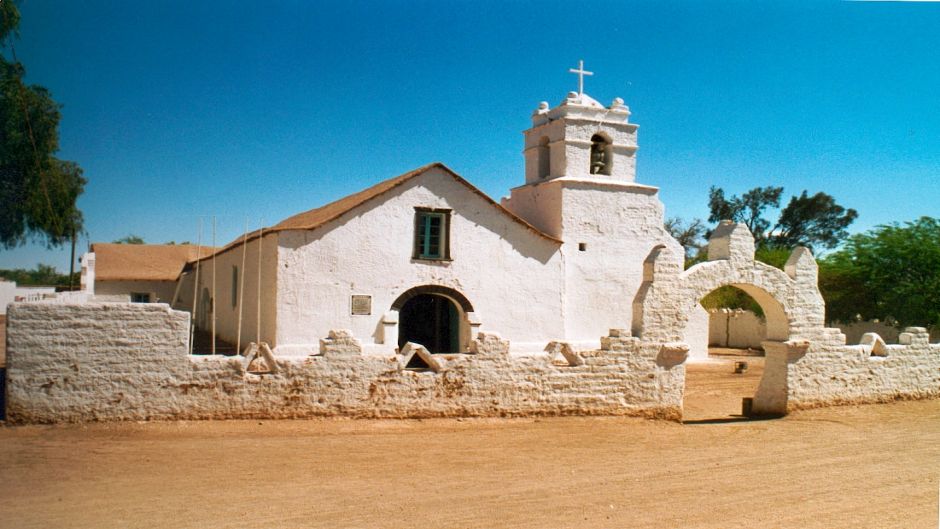 SANTIAGO, SAN PEDRO DE ATACAMA E ILHA DE PáSCOA, , 