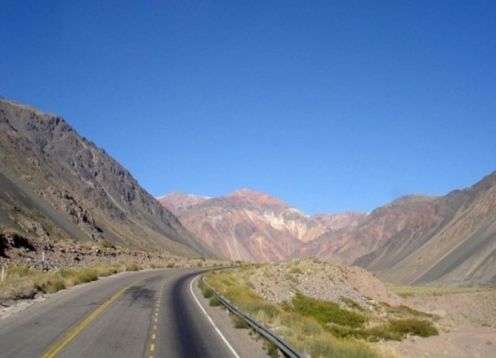 Excursão aos altos Andes em Mendoza. Mendoza, ARGENTINA