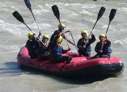 RAFTING NO RIO MAIPO. , CHILE