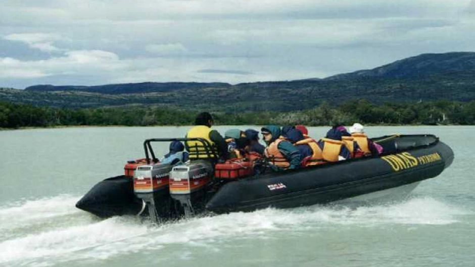 NavegaÃ§Ã£o no Zodiac para o Glaciar Serrano e Torres del Paine, Puerto Natales, CHILE