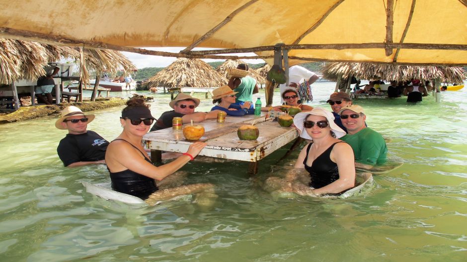 Festa da Ilha Cholon, Cartagena das Índias, Colômbia