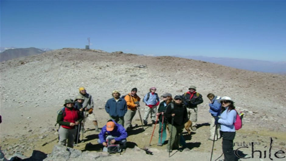 TREKKING CERRO FALSA PARVA E  PARVA , Santiago, CHILE