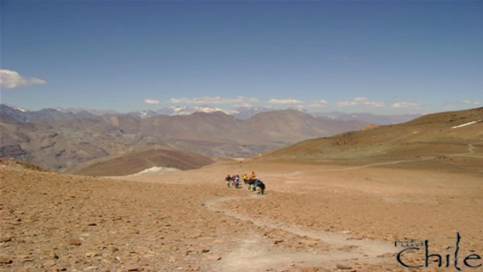 TREKKING CERRO FALSA PARVA E  PARVA , Santiago, CHILE