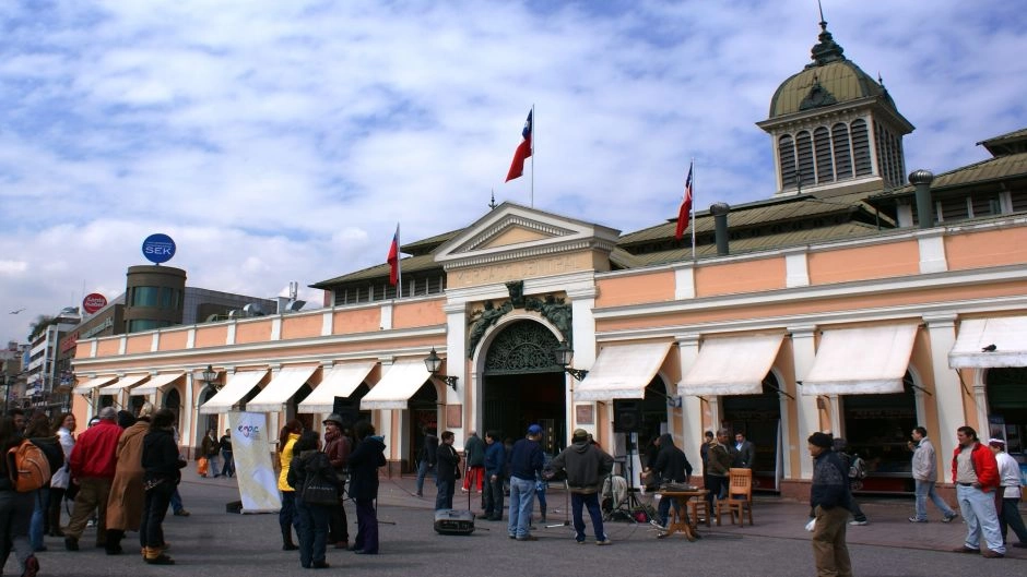 Cidade de Santiago caminando, un tour Criollo., Santiago, CHILE