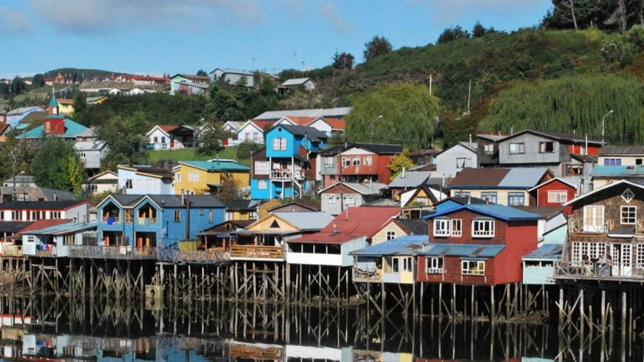 ISLA GRANDE DE CHILOE; ANCUD E  PINGUINERAS DE PUÃIHUIL, Puerto Varas, CHILE