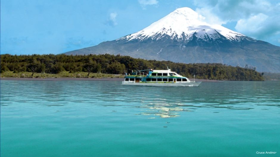 TRANSFER IN + NAVEGAÃÃO PEULLA + TOUR A CHILOE + TRANSFER OUT, Puerto Varas, CHILE