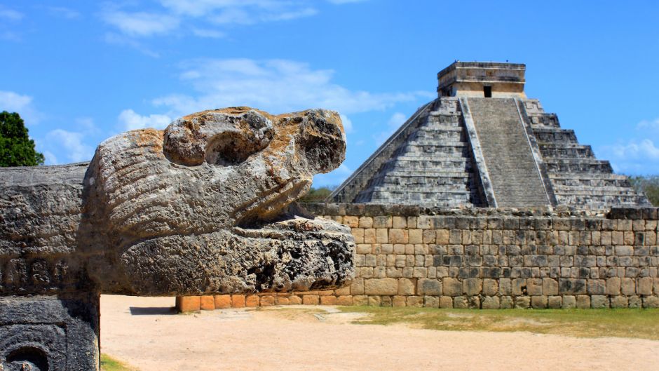 ExcursÃ£o ChichÃ©n ItzÃ¡ BÃ¡sico, Ik Kil Cenote e Valladolid, Cancun, MÉXICO